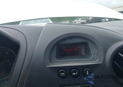 2008 Pontiac Grand Prix z USA, uszkodzony, nr VIN 2G2WP552081146514